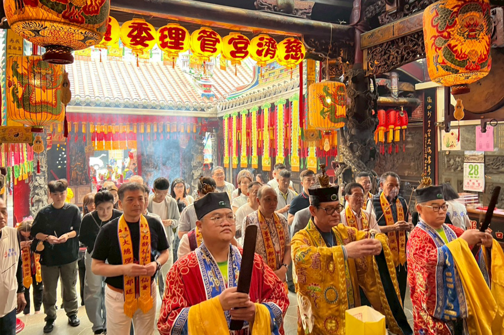 豐原慈濟宮（豐原媽） 恭迎 崑崙白鶴仙宮白鶴仙童 登龕安座大典 52000X1333 1