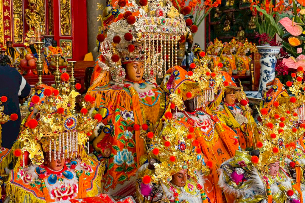 崑崙白鶴仙宮由郭董事長率領委員會，前往 「台中萬春宮（台中媽祖）」參拜宮 20526