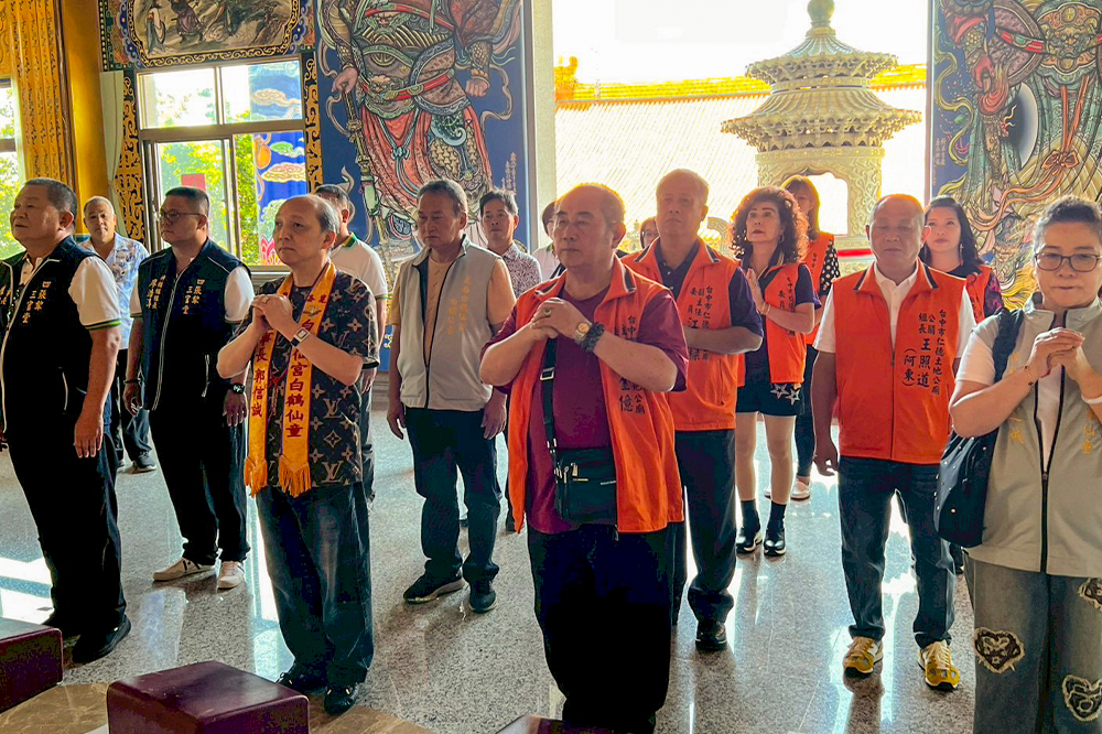 【崑崙白鶴仙宮 郭董事長率團】✨連袂 四張犁三官堂、仁德土地公廟🙏 前往 30608